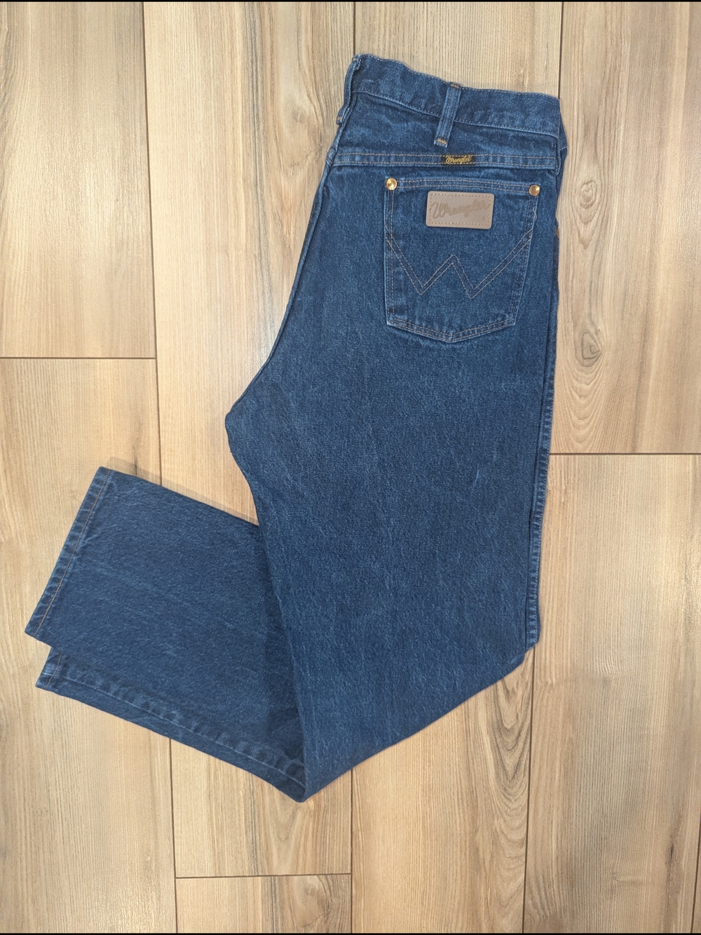 Wrangler Men's Dark Blue Relaxed Fit Jeans